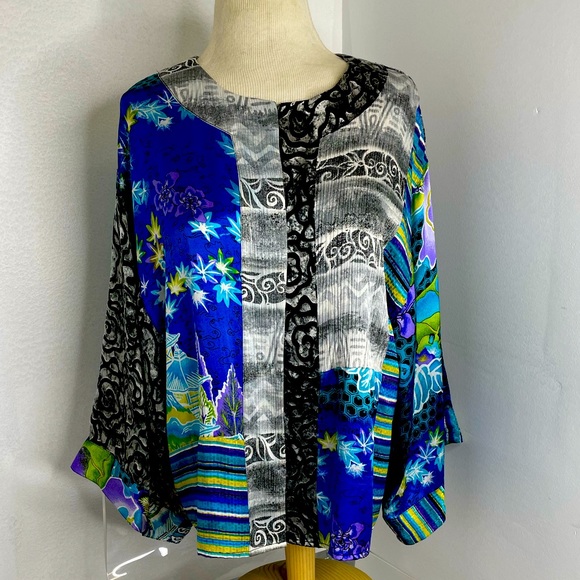 Chico's Tops - Chico’s Shrug Asian Theme